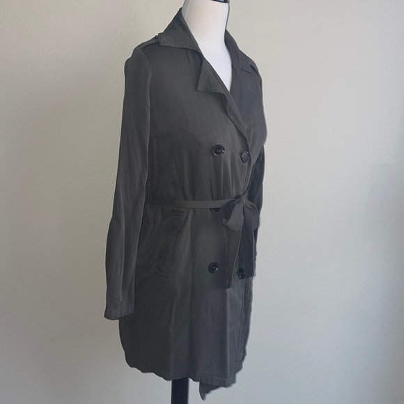 FOREVER 21 button down olive green mini dress with tie in women’s size small - Picture 7 of 9